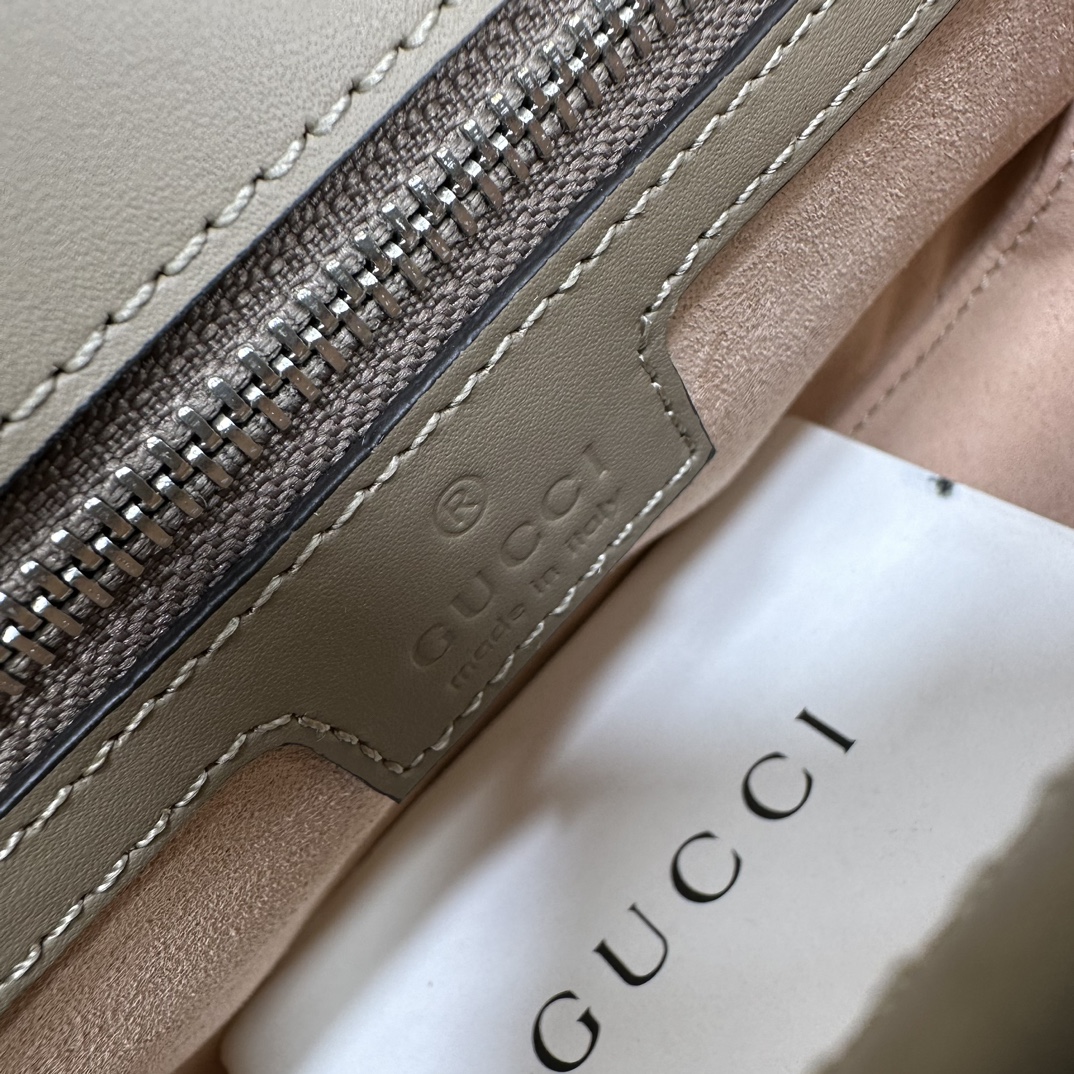 Gucci Satchel Bags